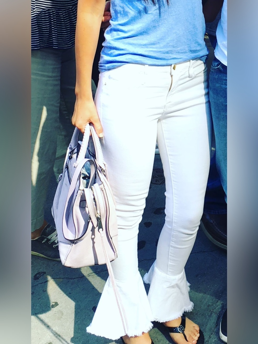 FRAME white denim high-rise jeans with gold button - Picture 7 of 7
